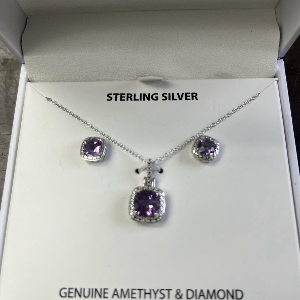Sterling Silver Amethyst Pendant & Stud Earrings Set